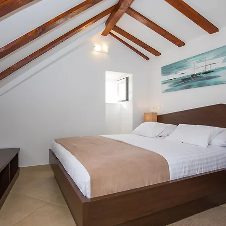 Four Winds 3* Dubrovnik