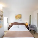 Four Winds 3* Ragusa