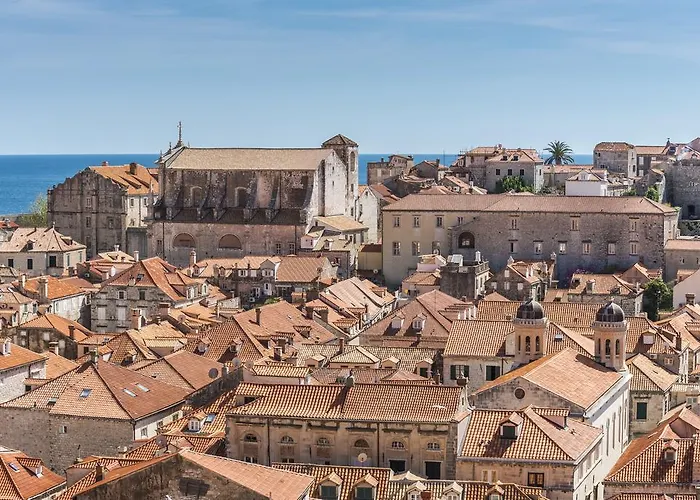 フォー ウィンズ ドゥブロブニク