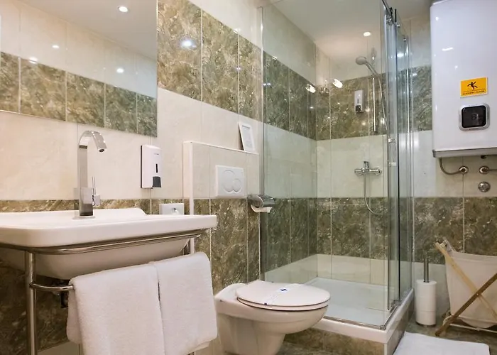 Four Winds Guest house