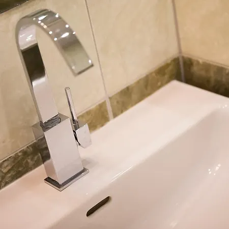 Four Winds بيت ضيافة 3*